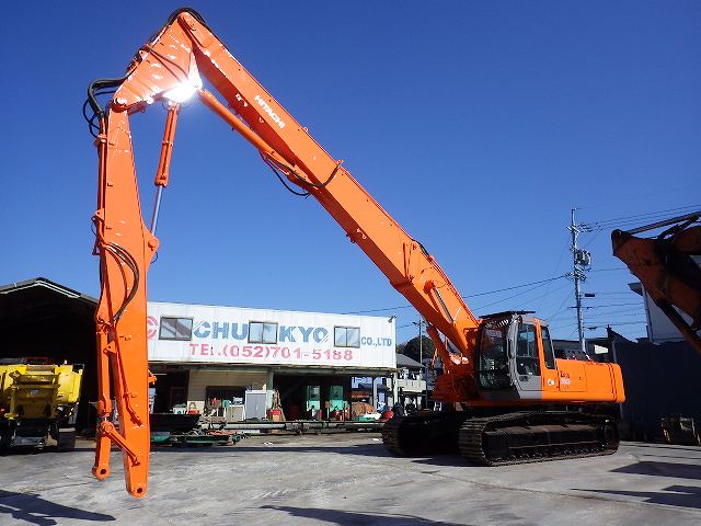 デポーコマツ　コベルコ　ロングアーム解体機