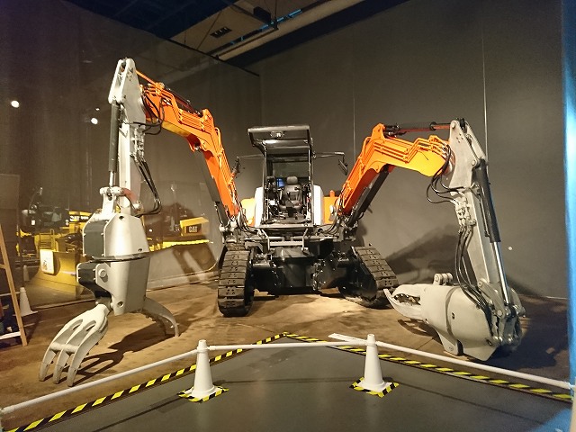 重機・解体機用アタッチメント大集合！！キャタピラー協力企画展「工事